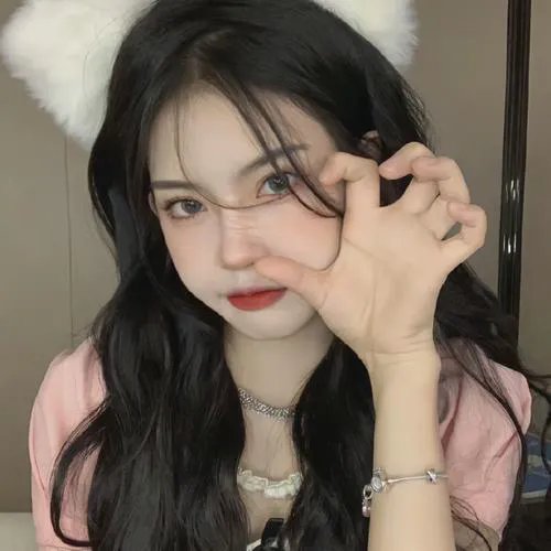 当四叶草碰上剑尖时粤语